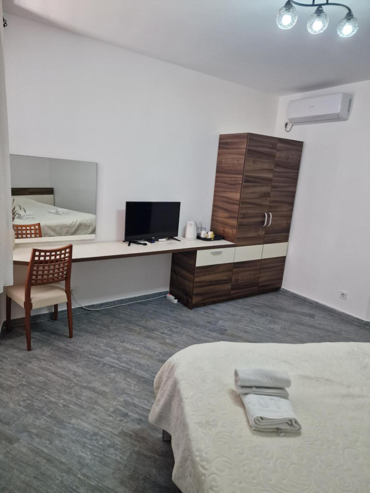 Rooms Dana Old Town Budva Chambre photo